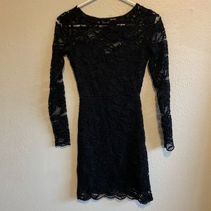 Bodycon Lace black dress